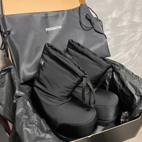 Replica Balenciaga Alaska High Boot in Black