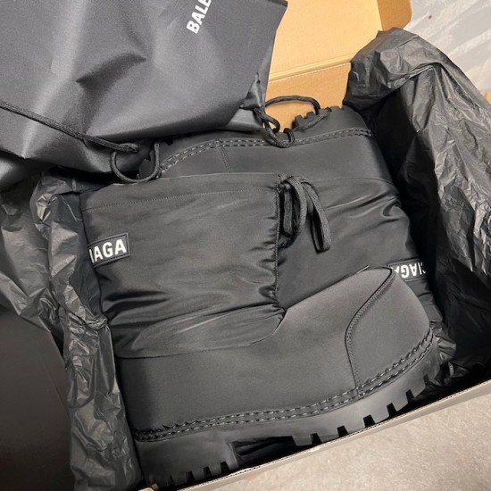 Replica Balenciaga Alaska High Boot in Black