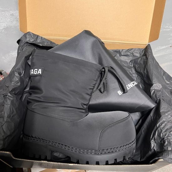 Balenciaga Alaska High Boot in Black