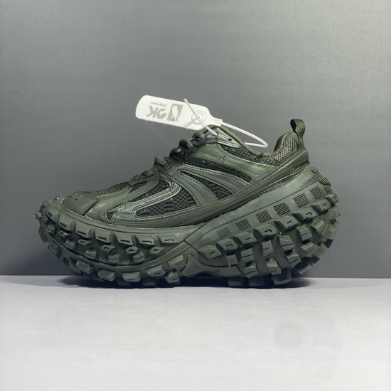 Balenciaga Bouncer Sneaker in Green