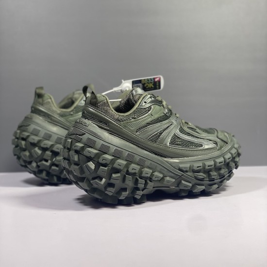 Balenciaga Bouncer Sneaker in Green