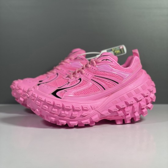 Balenciaga Bouncer Sneaker in Pink