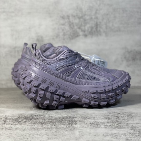 Balenciaga Bouncer Sneaker in Purple