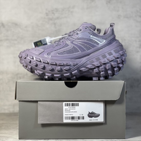 Balenciaga Bouncer Sneaker in Purple