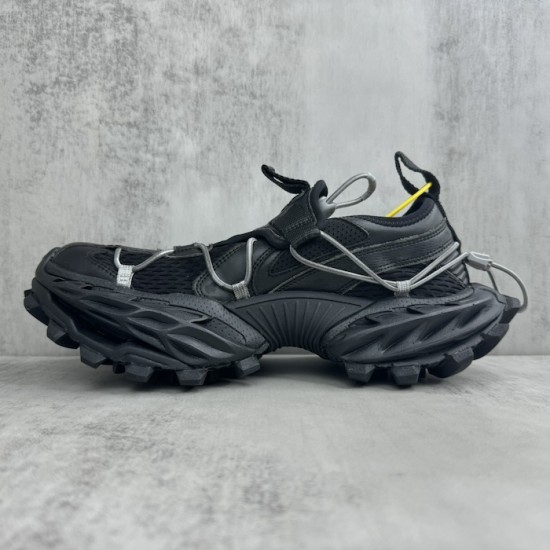 Balenciaga Hike Sneaker in Black