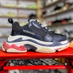 Balenciaga Triple S Sneaker Black / Red