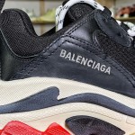 Balenciaga Triple S Sneaker Black / Red