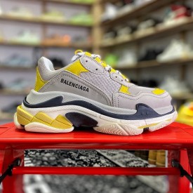 Balenciaga Triple S Sneaker Grey / Yellow