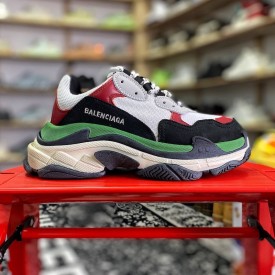 Balenciaga Triple S Sneaker White / Wine