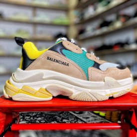 Replica Balenciaga Triple S Sneakers