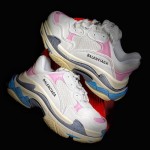 Balenciaga Triple S Sneaker White / Pink