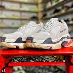 Balenciaga Triple S Sneaker White / Red