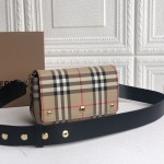 BUR Small Vintage Check Note Crossbody Bag