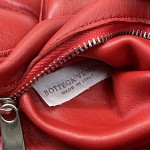 B V The China Cassette Bag Red