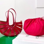 B V The Shell Bag Red