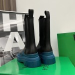 B V Tire Chelsea Boot Black / Amalfi Blue