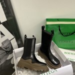 B V Tire Chelsea Boot Black / Jute