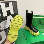 B V Tire Chelsea Boot Black / Lemon