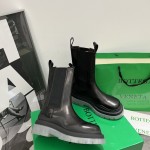 B V Tire Chelsea Boot Black / Transparent