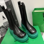 B V Tire Chelsea Boot Black / Turquoise