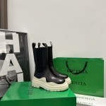 B V Tire Chelsea Boot Black / White