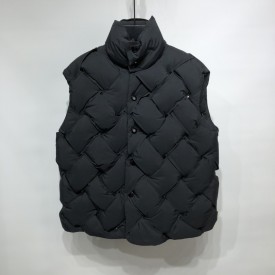 B V Men's Nylon Vest Black