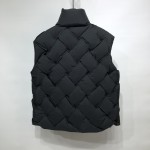 B V Men's Nylon Vest Black