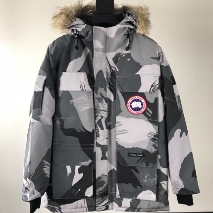 CA Goose Expedition Parka Camo Grey