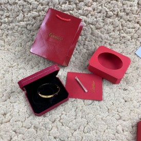 Replica Cartier love bracelet