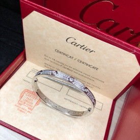 Replica Cartier love bracelet