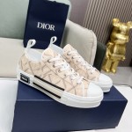 B23 Low-Top Sneaker Natural CD Diamond Canvas