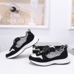 B25 Dior Oblique Runner Sneaker in Black Suede