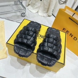 Fendi Cloud Slides Black rubber slides