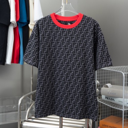 Fendi Zucca Monogram Black / Red cotton T-shirt