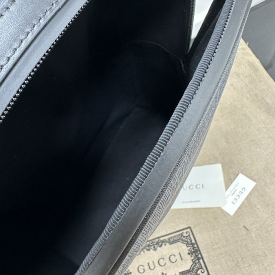 Replica Gucci GG Supreme canvas black backpack ‎792123