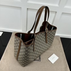 Replica Gucci GG Emblem medium tote bag brown ‎815213