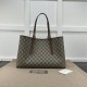 Replica Gucci GG Emblem medium tote bag brown ‎815213