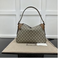 Replica Gucci GG Emblem medium shoulder bag brown ‎815216