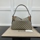 Replica Gucci GG Emblem medium shoulder bag brown ‎815216