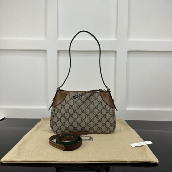 Replica Gucci GG Emblem small shoulder bag brown ‎815218