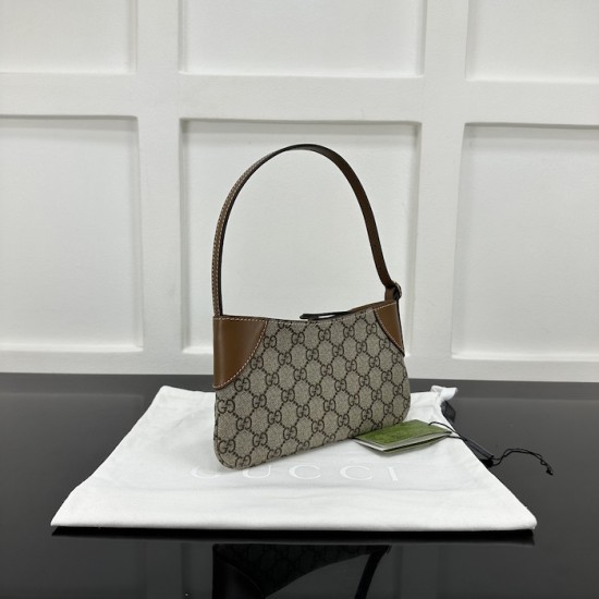 Replica Gucci GG Emblem super mini shoulder bag brown ‎820696