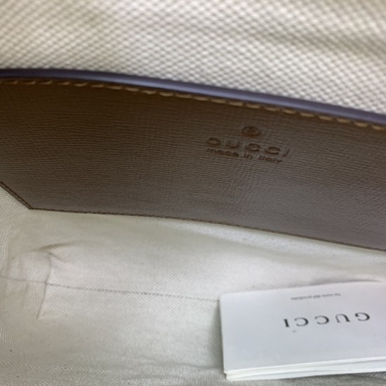 Replica Gucci GG Supreme small messenger bag ‎681021