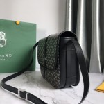 Go yard Belvedere PM Bag in Black