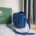 Go yard Belvedere PM Bag in Blue