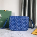 Go yard Belvedere PM Bag in Blue