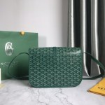 Go yard Belvedere PM Bag in Green