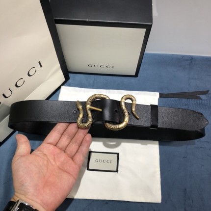 Gucci Leather belt with snake buckle Black ‎458935