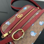 Doraemon x Gucci mini bag 647784