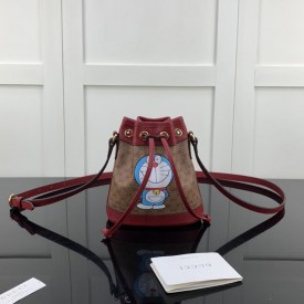 Doraemon x Gucci mini bucket bag 647801