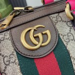 Gucci Savoy medium duffle bag Rose 724642